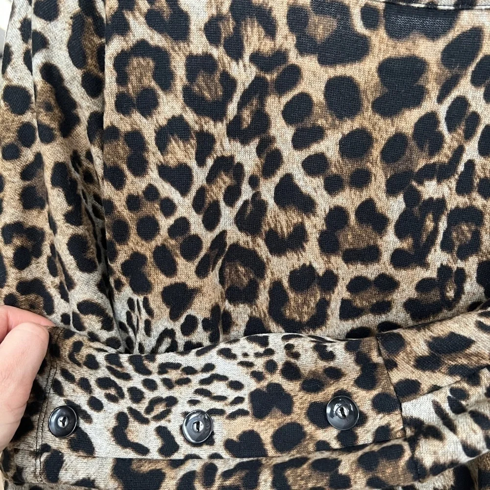 Apt 9 S Black Browns Leopard Print Shirt w/Button Detail Sleeves Drop Shoulder